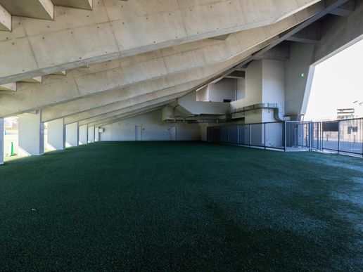 富士通スタジアム川崎のテナント写真1