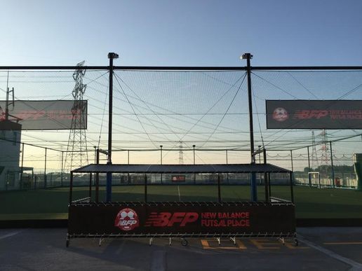 NEW BALANCE FUTSAL PLACE FUKUOKAのテナント写真1