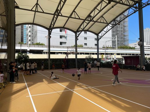 KAWASAKI BRAVE THUNDERS COURTのテナント写真1