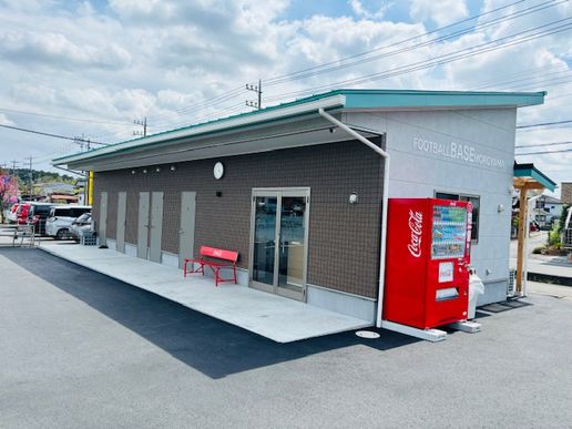 football BASE moroyamaのテナント写真1