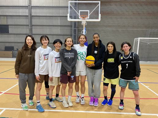 TY BASEのテナント写真1