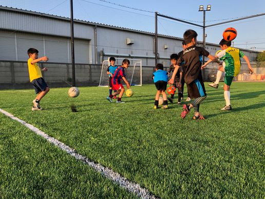 フットアールフットサルフィールド横浜泉のテナント写真1