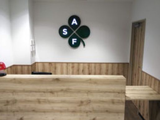 AOBA SKY FiELDのテナント写真1