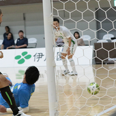 オフサイドがないからできる待ち伏せ戦術「ファー詰め」「セグンド」を使おう