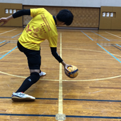 スローからアシストも？個サルやチームで使えるゴレイロテクニック（スロー編）